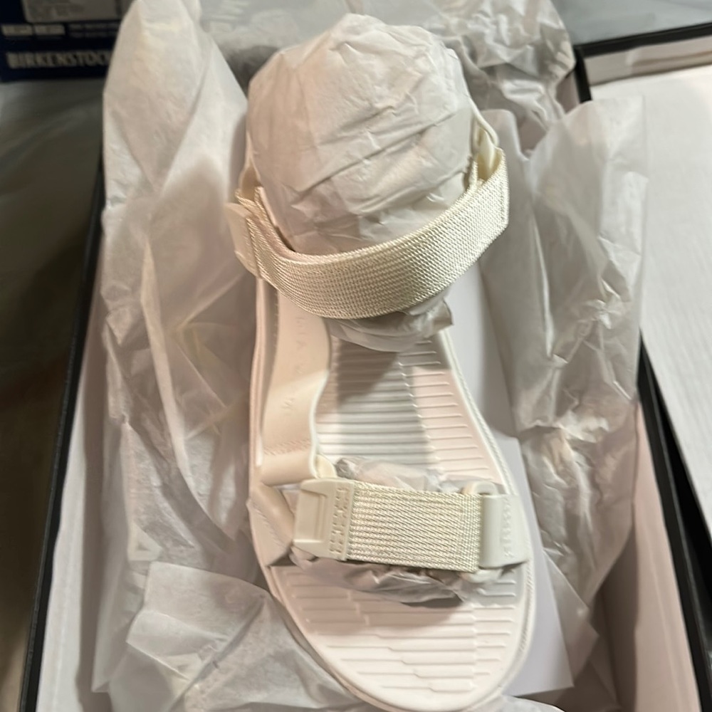 MIA Sandi Sandal